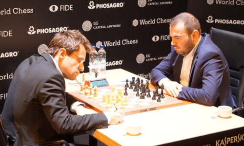 Lewon Aronjan und Schachrijar Mamedjarow