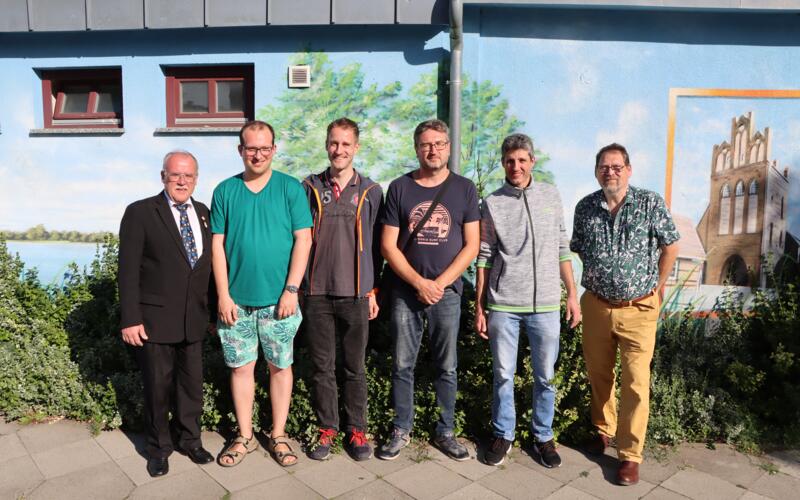 Deutscher Meister Düsseldorfer SK: Guido Springer (Präsident LSVMV), Marcel Harff, Lars Stark, Andrej Orlov, Francesco de Gleria und Michael Fuhr (Präsident LSBB)