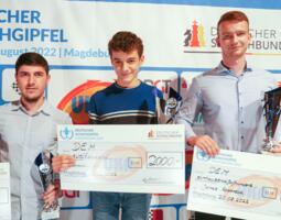 Deutsche Einzelmeisterschaft: Ashot Parvanyan (3.), Leonardo Costa (1.) und Jonas Roseneck (2.)