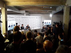 Pressekonferenz mit Anastasja Karlowitsch, Fabiano Caruana und Ilja Merenzon