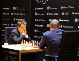 Lewon Aronjan und Schachrijar Mamedjarow