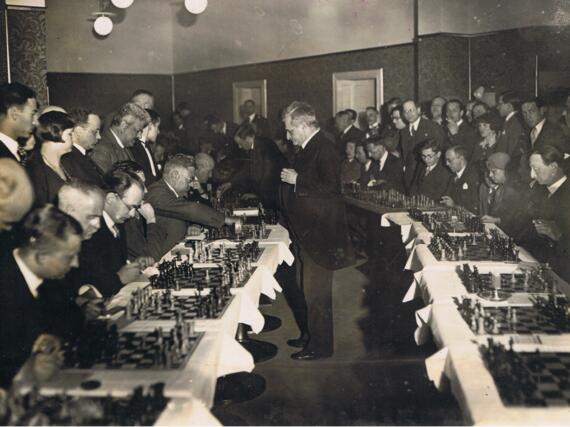 Alternierendes Simultan mit Emanuel Lasker und Paul List in Berlin im Mai 1929