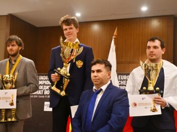 Silber: Nils Grandelius (Schweden), Gold: Wladislaw Artemjew (Russland), Bronze: Kacper Piorun (Polen)