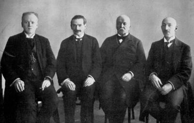 Die Organisatoren des Petersburger Schachkongresses von 1914 (von links): P.P. Saburow, J.O. Sossnitzky, P.A. Saburow und B.E. Maljutin