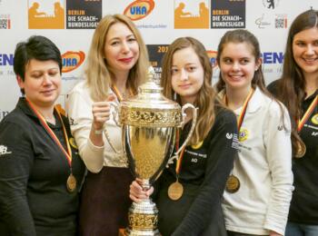 SC Bad Königshofen: Tatjana Melamed, Irina Zakurdjajewa, Alexandra Obolenzewa, Jana Schneider und Alisa Frey