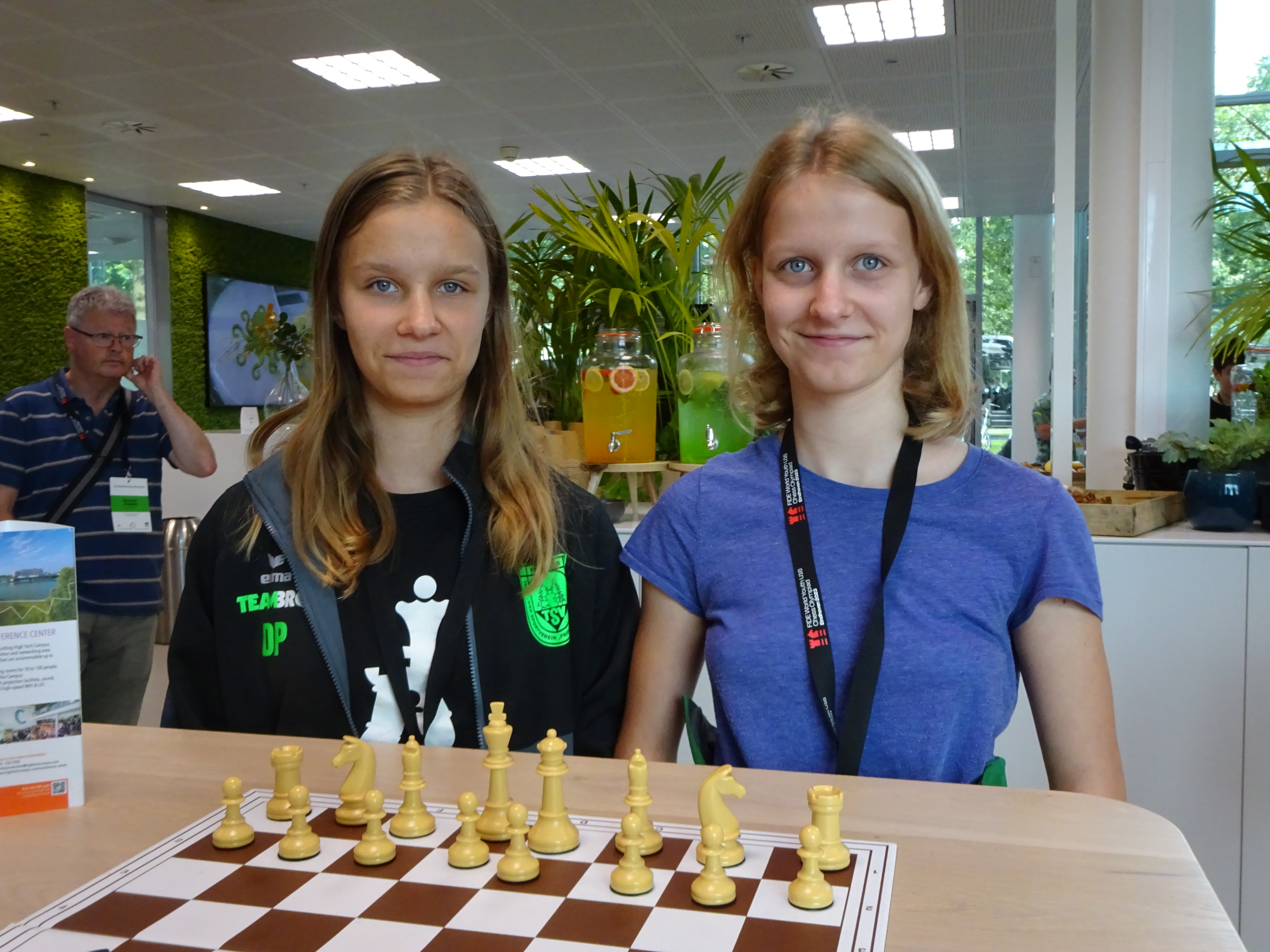 Endspurt bei der Schacholympiade U16 - Deutscher Schachbund - Schach in  Deutschland