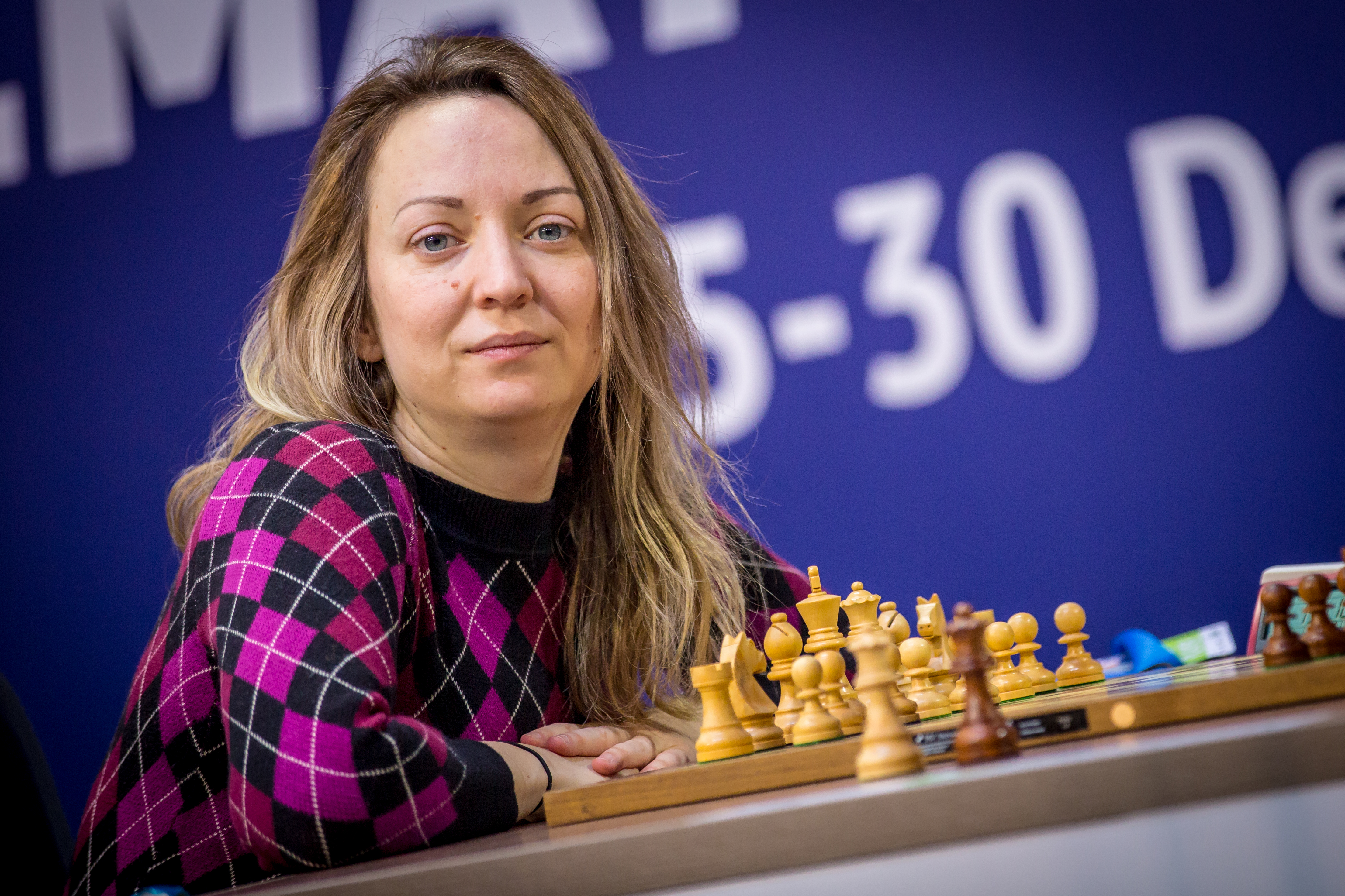 Tin Jingyao vs Hans Moke Niemann: FIDE World Rapid Chess Championship 2022  Round 13 