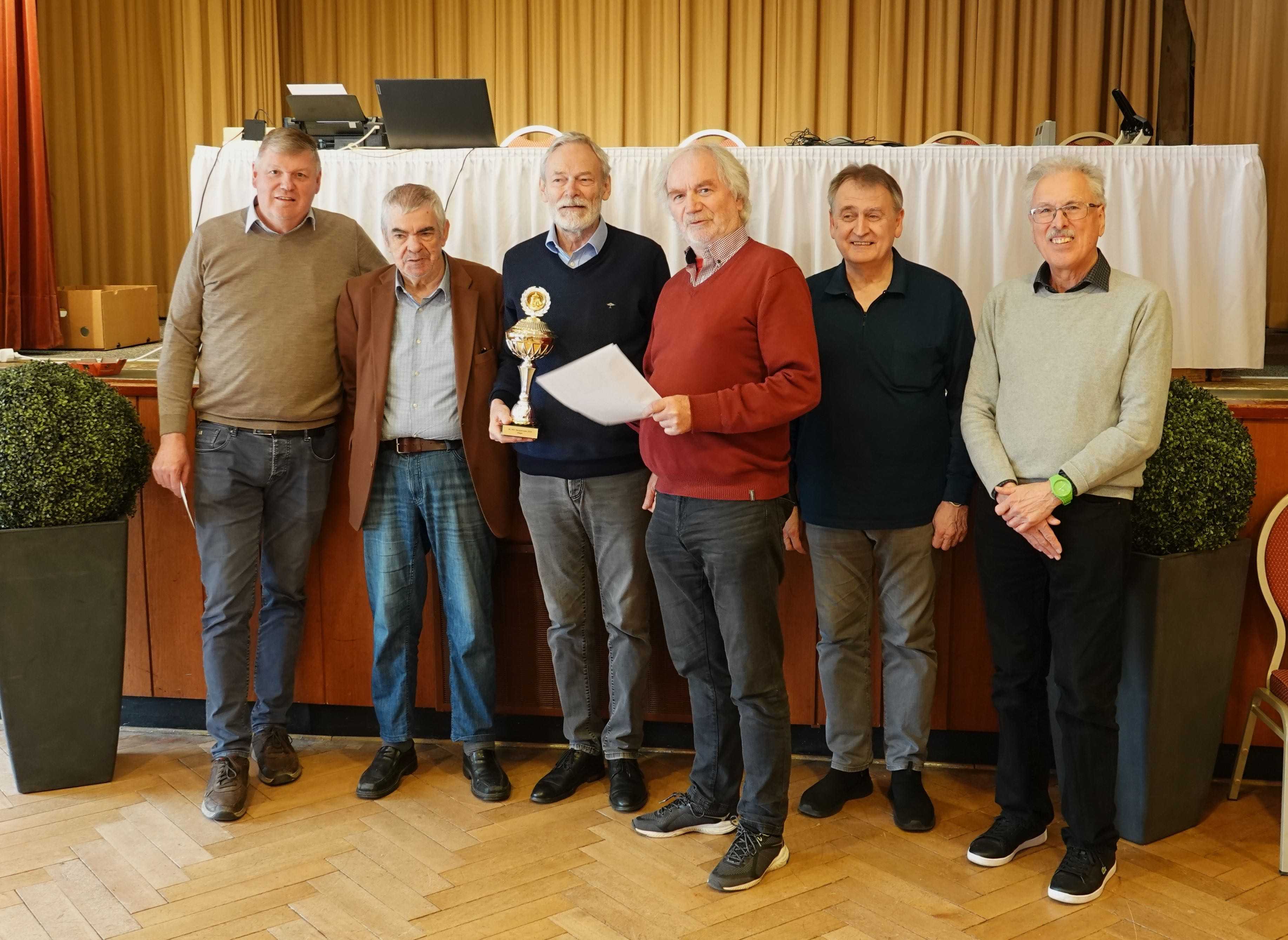 Jürgen Juhnke gewinnt offene Niedersächsische Senioren-Einzelmeisterschaft